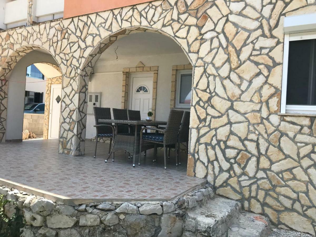 Apartmani Darija Vir Exteriér fotografie
